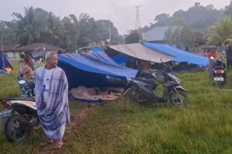 BNPB: 2.011 warga mengungsi akibat gempa di Poso semalam