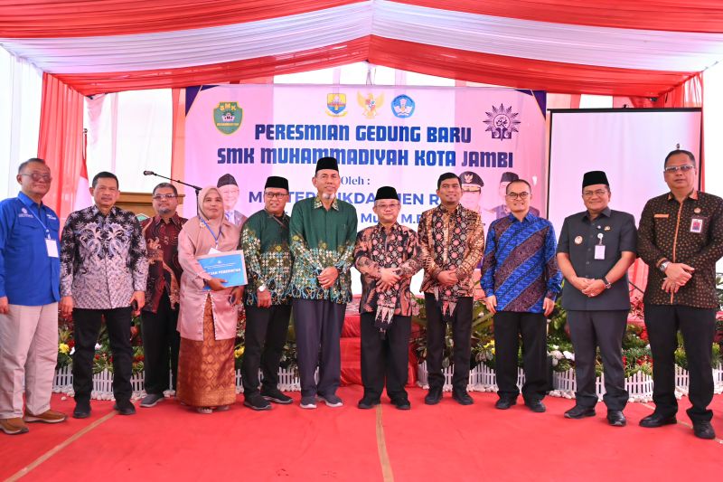 Mendikdasmen resmikan 4 SMK jadi BLUD pacu kemandirian sekolah