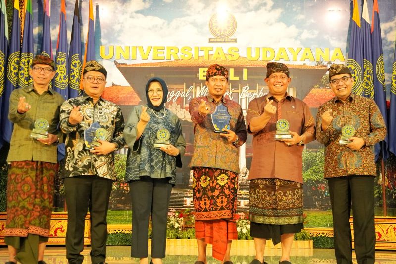 pos-indonesia-dorong-mahasiswa-jadi-wirausaha-digital-tangguh