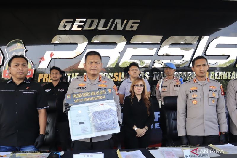 Polisi ungkap rudapaksa yang dilakukan ayah kepada anaknya di Bekasi