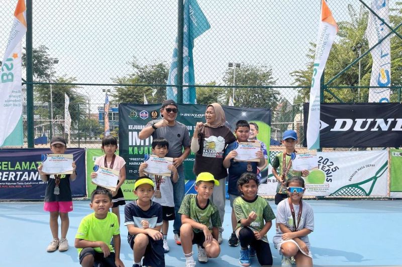 Kejurnas Tenis Junior di Karawang diharapkan angkat sport tourism