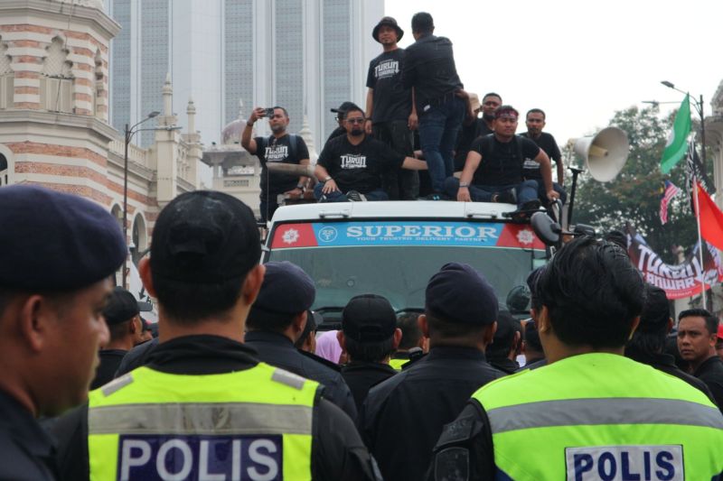 PM Anwar hargai dedikasi petugas jaga unjuk rasa di Kuala Lumpur 