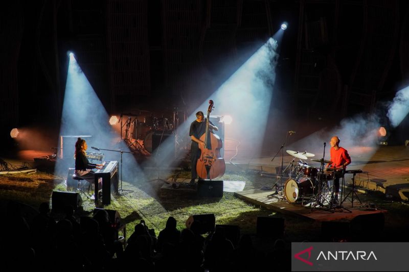 Ini deretan musisi yang tampil di hari terakhir pagelaran jazz Gunung Bromo
