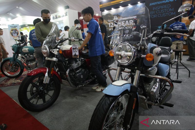 royal-enfield-tunjuk-manoj-gajarlawar-pimpin-pasar-asia-pasifik
