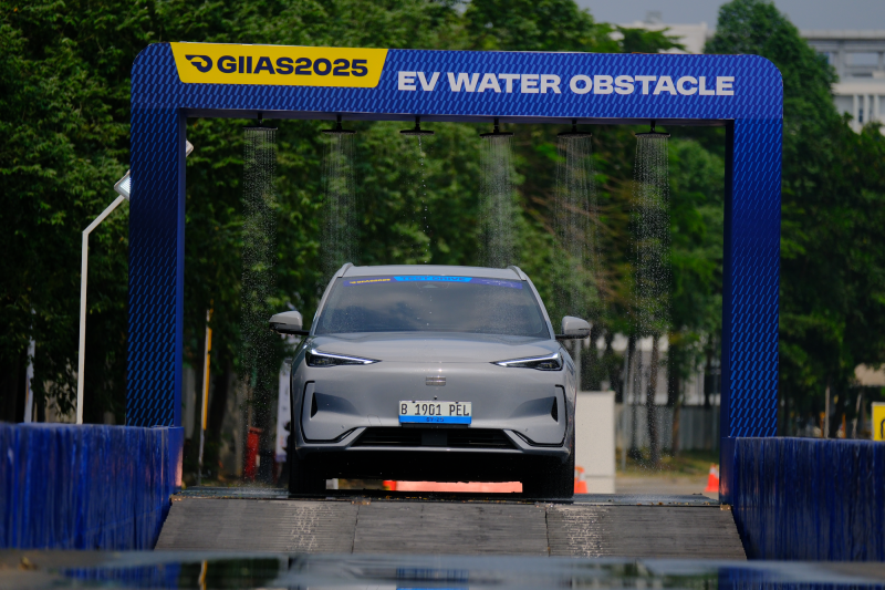 daftar-lengkap-mobil-yang-bisa-dijajal-di-giias-2025-beserta-syaratnya