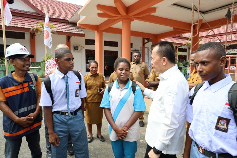 Gubernur sebut sekolah rakyat wujudkan SDM Papua unggul