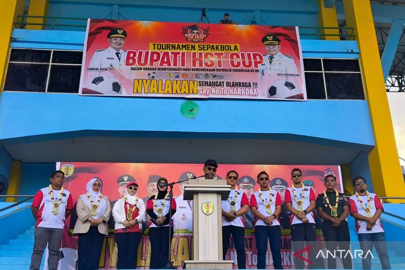 Sepakbola Bupati HST Cup diharapkan jadi sarana kembangkan potensi generasi muda