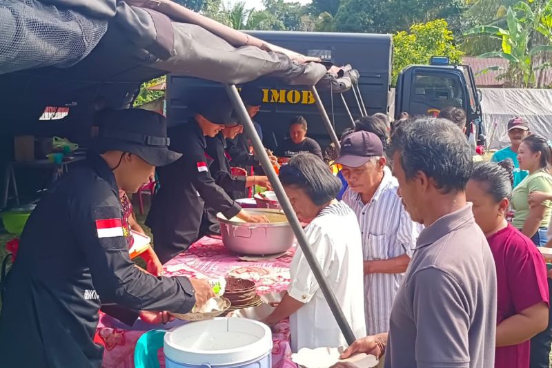 Gempa Poso, Satbrimob dirikan dapur lapangan untuk warga terdampak