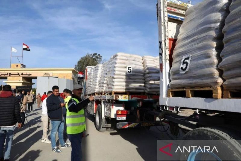 Gaza sebut Israel hanya izinkan 109 truk, saat bantuan via udara gagal