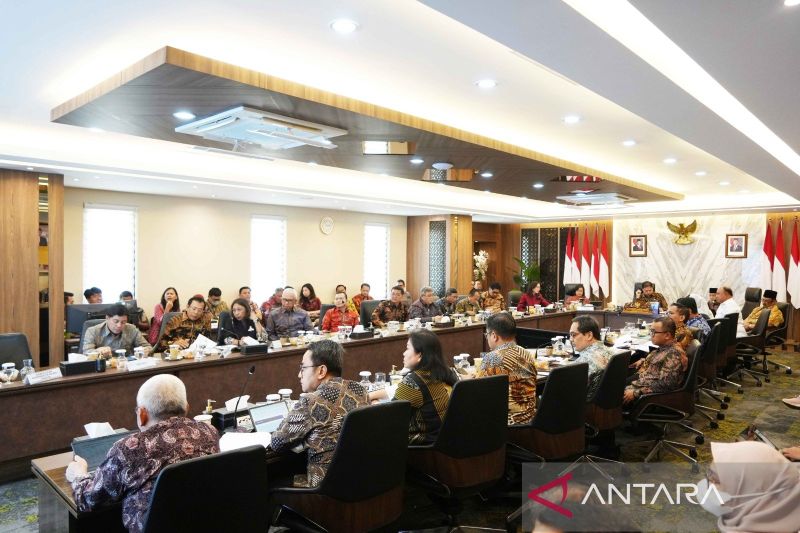 pemerintah-siapkan-strategi-dorong-ekonomi-tumbuh-di-semester-ii-2025