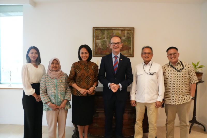 Wamen P2MI-Dubes Inggris bahas penempatan, pelindungan pekerja migran