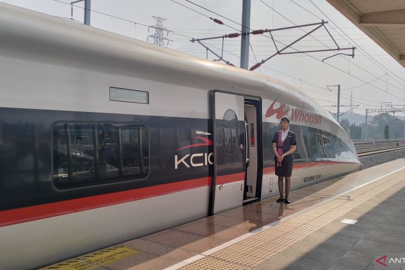 indonesia-siapkan-regulasi-baru-kereta-cepat-jakarta-surabaya