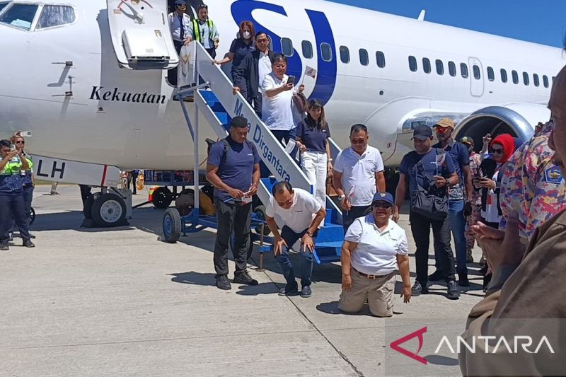 wamendagri-harap-masuknya-sriwijaya-air-tingkatkan-ekonomi-papeg