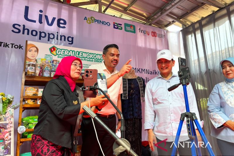 kemen-umkm-perluas-rantai-pasok-usaha-mikro-klaster-oleh-oleh-tangsel