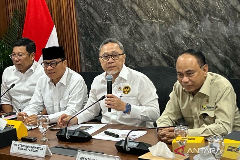 zulhas-targetkan-10000-kdmp-dapat-beroperasi-pada-agustus