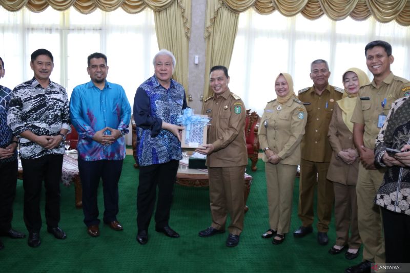 kalbar-dan-sarawak-bahas-kerja-sama-ekonomi-dan-konektivitas