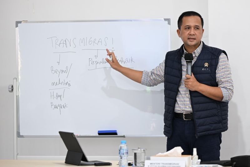 mentrans-penundaan-investasi-di-sembulang-demi-hormati-hak-warga