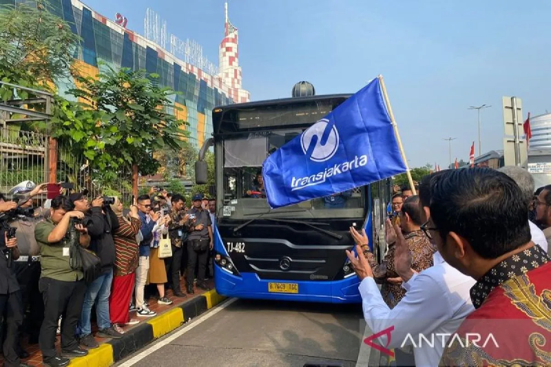Tombol darurat di angkutan umum dapat melindungi penumpang