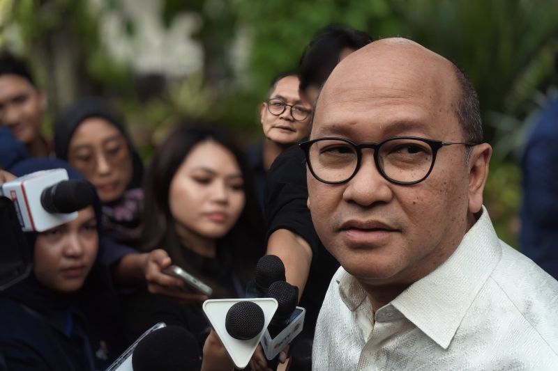 danantara-fasilitasi-pertamina-dan-pln-kembangkan-energi-panas-bumi