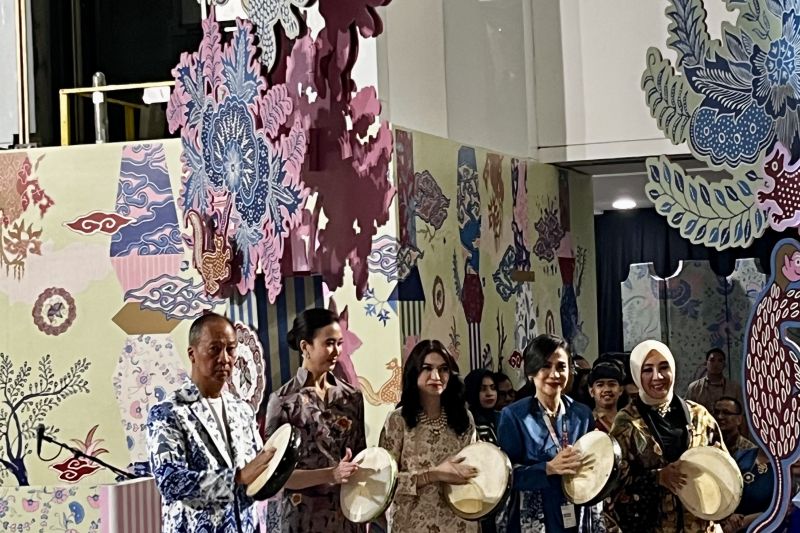 gelar-batik-nusantara-2025-maknai-batik-sebagai-gaya-hidup-dinamis