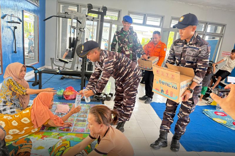 TNI AL tetap siaga walau peringatan bahaya tsunami telah selesai