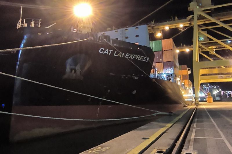 bnct-medan-pastikan-proses-bongkar-muat-logistik-f1-powerboat-lancar