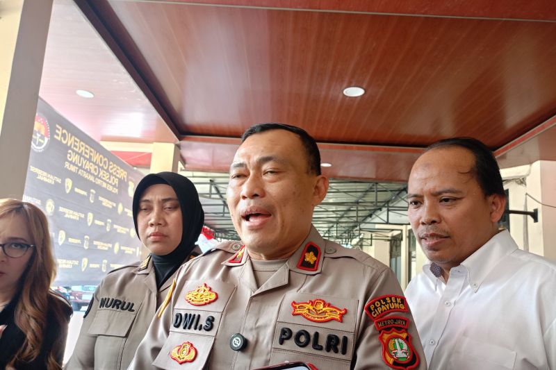 polisi-periksa-empat-saksi-pembuangan-bayi-di-cipayung