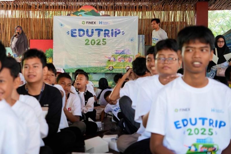 finex-adakan-perjalanan-edukasi-untuk-100-anak-prasejahtera