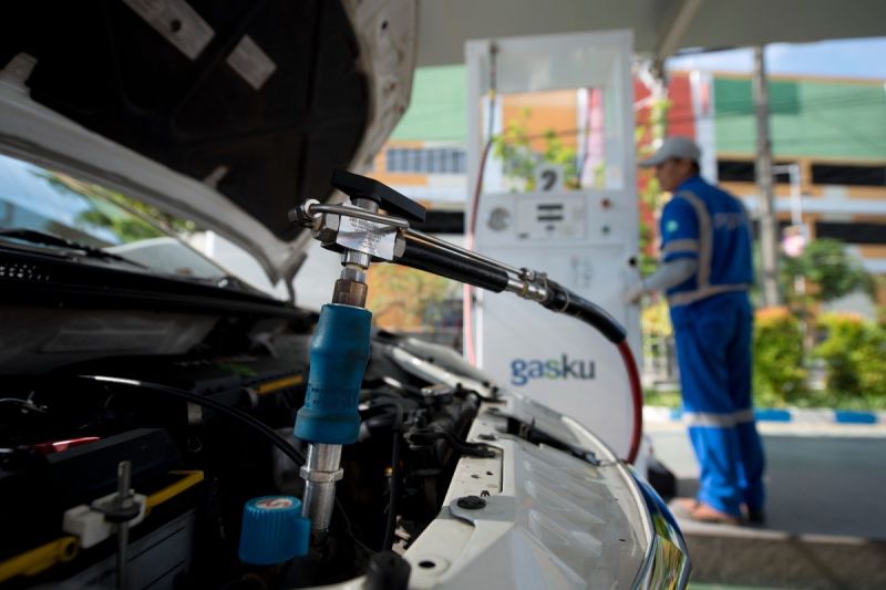 pgn-pasang-lagi-40-unit-converter-kit-bbg-mobil-transportasi-online