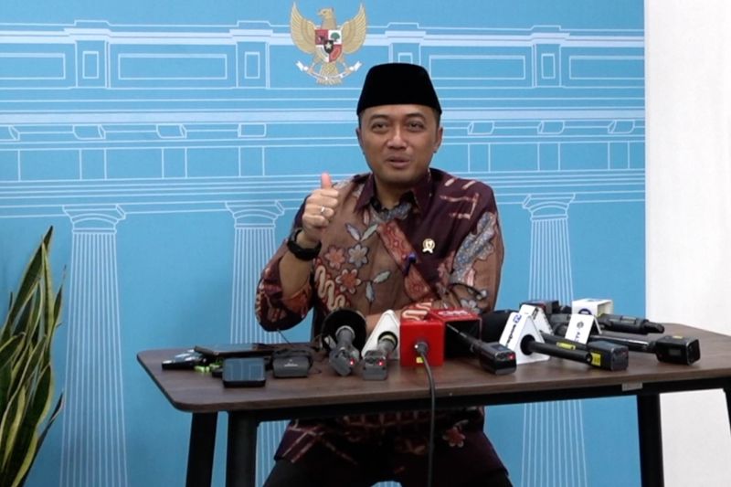 Mensesneg telah undang para mantan Presiden hadiri upacara di Istana