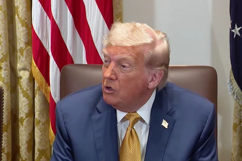 trump-akan-kenakan-tarif-sebesar-50-persen-untuk-tembaga