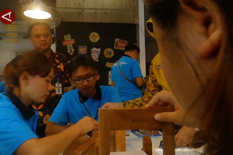 dinperinaker-latih-anak-petani-produksi-olahan-tembakau-di-temanggung