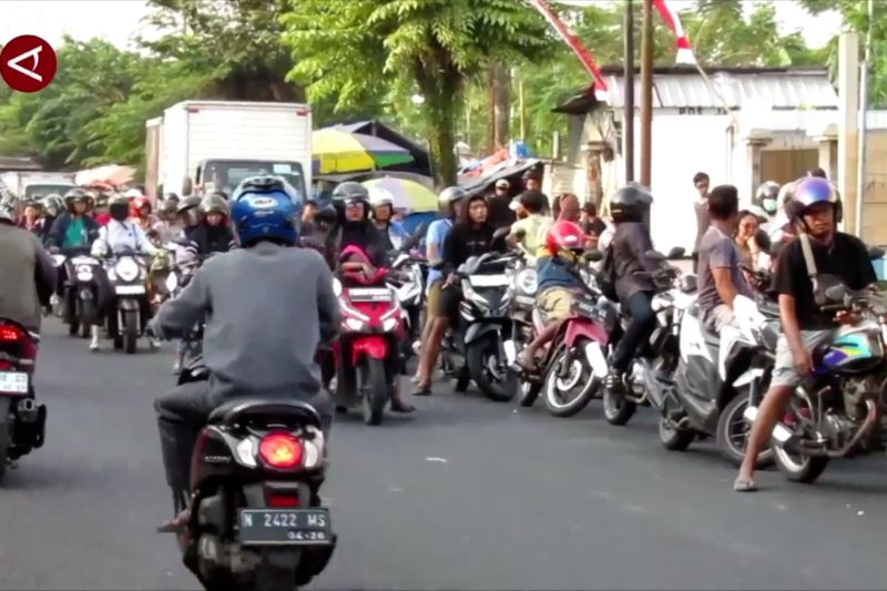 cegah-kelangkaan-bbm-meluas-jatim-tambah-jumlah-pasokan-di-jember