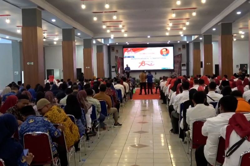 pemkot-padang-luncurkan-104-koperasi-merah-putih