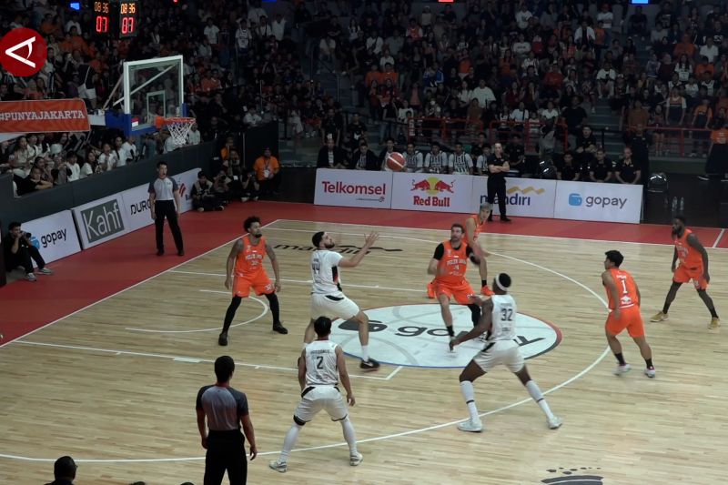 Dewa United samakan skor, paksa Pelita Jaya ke gim 3 final IBL