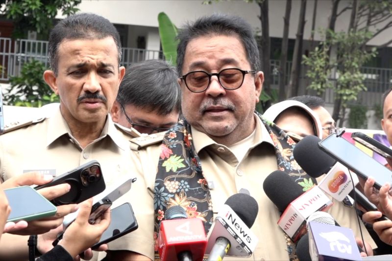 Rano Karno sebut Food Station Tjipinang bantah oplos beras