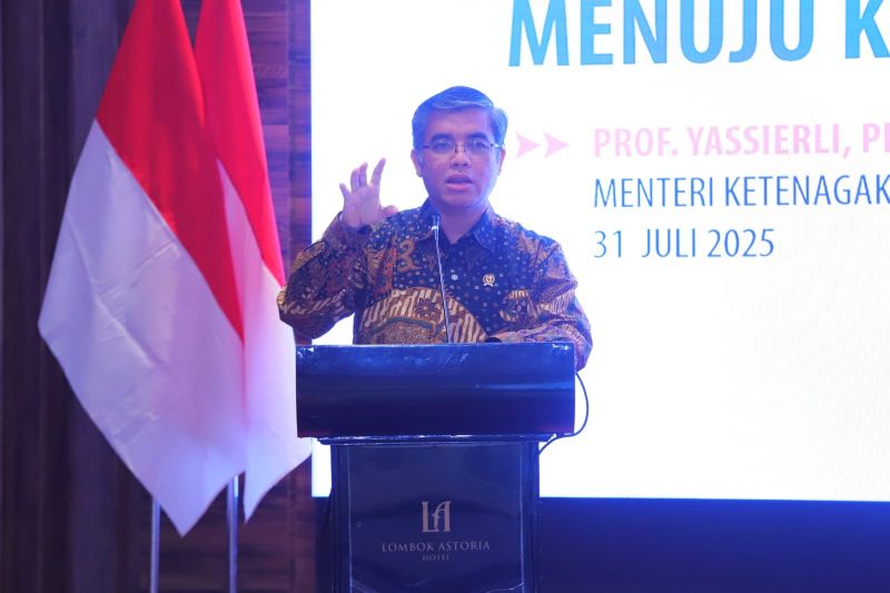 menaker-ajak-dunia-usaha-berinovasi-capai-target-kepesertaan-jamsostek