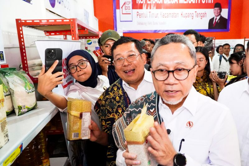 bapanas-memastikan-beras-sphp-tersedia-hingga-timur-indonesia