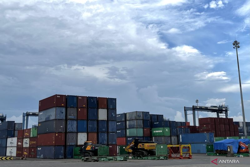 alfi-institute-rekomendasikan-lima-kebijakan-untuk-reformasi-logistik