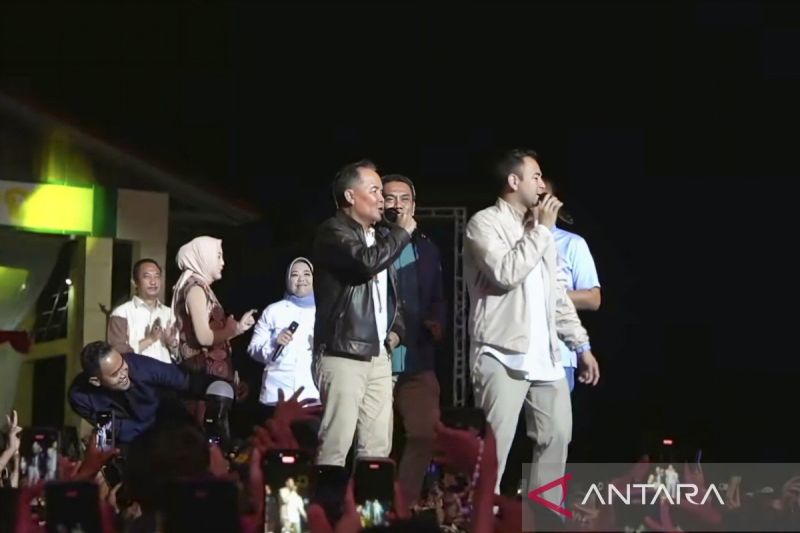 ukp-raffi-ahmad-cfn-huma-betang-night-ruang-publik-hidup-dan-terbuka