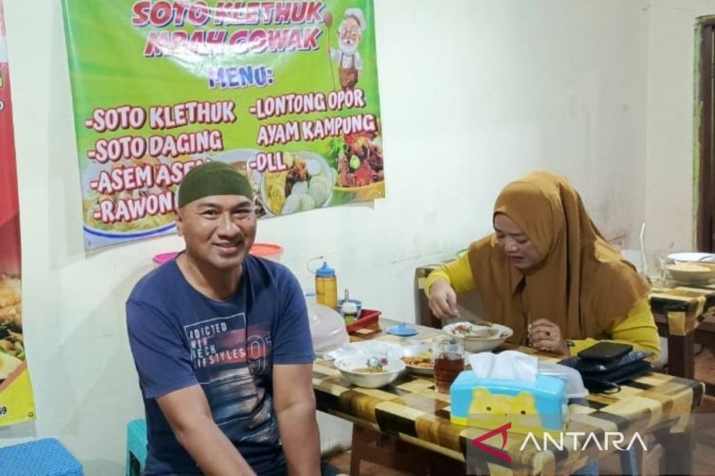 blora-miliki-kuliner-legendaris-berupa-soto-klethuk-mbah-gowak
