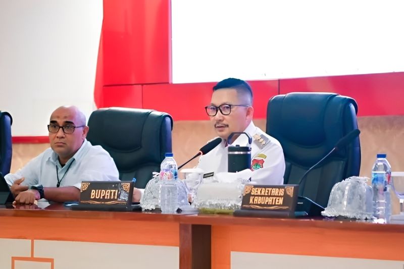 Pemkab Banggai minta Bank Sulteng layani pengusaha lokal