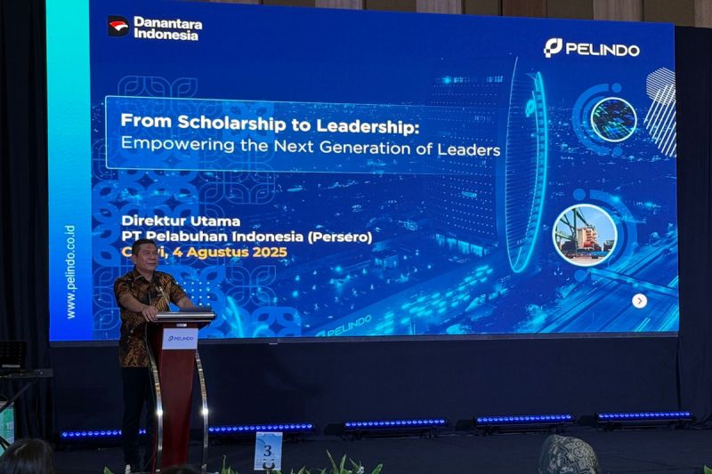 pelindo-beri-beasiswa-60-mahasiswa-berorientasi-pada-sektor-industri