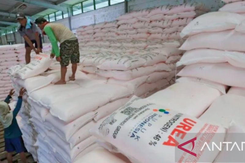pupuk-kujang-siapkan-stok-pupuk-subsidi-516534-ton-di-mt-kemarau