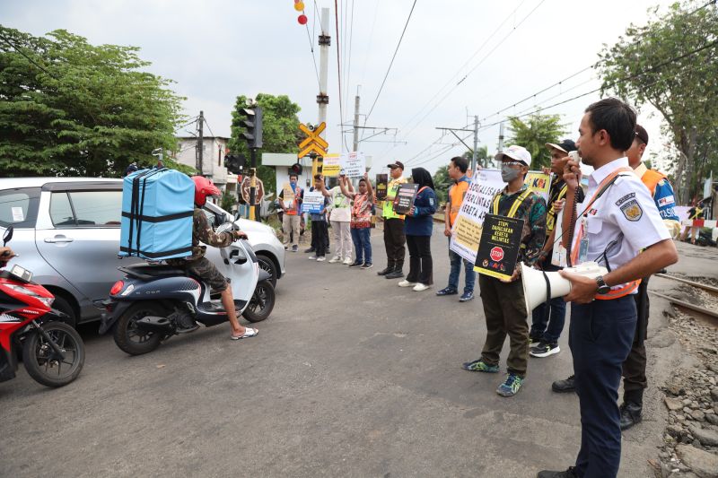 KAI Jakarta catat 34 kejadian kecelakaan di perlintasan kereta