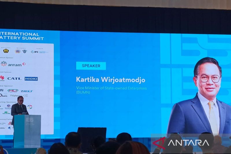 wamen-bumn-dorong-produsen-ev-di-ri-gunakan-baterai-berbasis-nikel