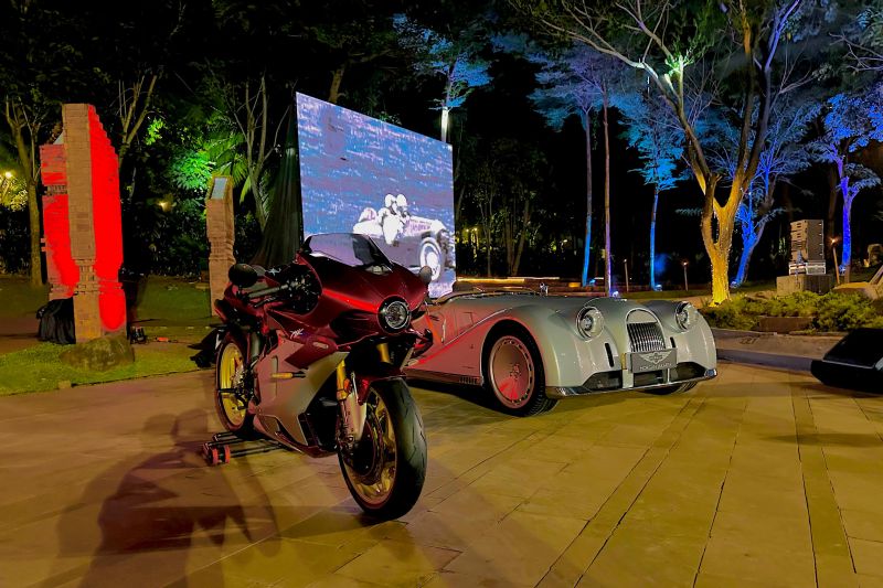 tda-luxury-hadirkan-2-kendaraan-ikonik-morgan-midsummer-dan-mv-agusta