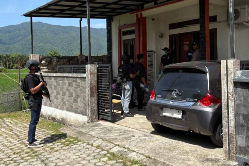 Densus 88 tangkap dua ASN di Aceh diduga terlibat terorisme