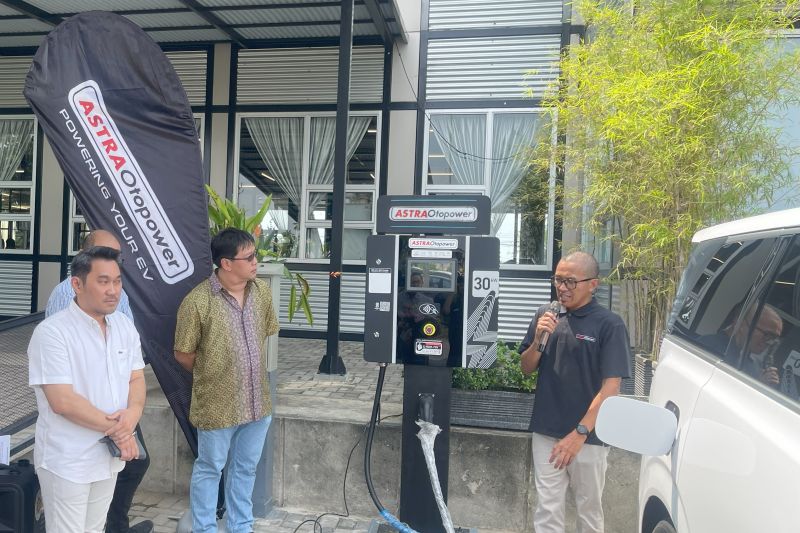 astra-otopower-rambah-pulau-sumatera-dukung-pengembangan-eksosistem-ev