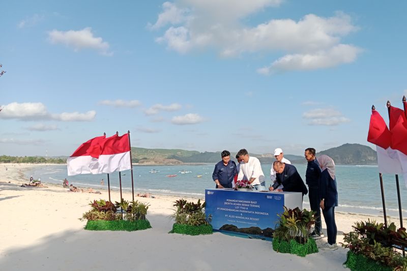 kawasan-tanjung-aan-mandalika-mulai-dibangun